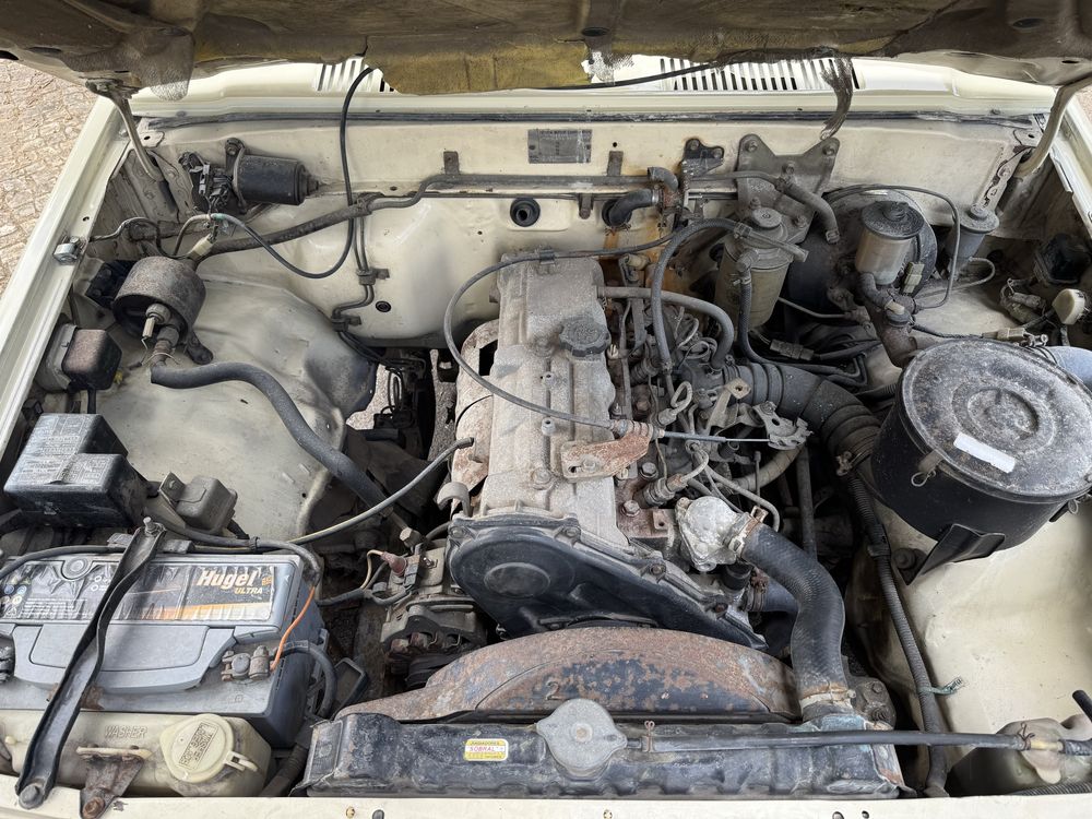 Toyota Hilux 2.4 120.000 kms reais