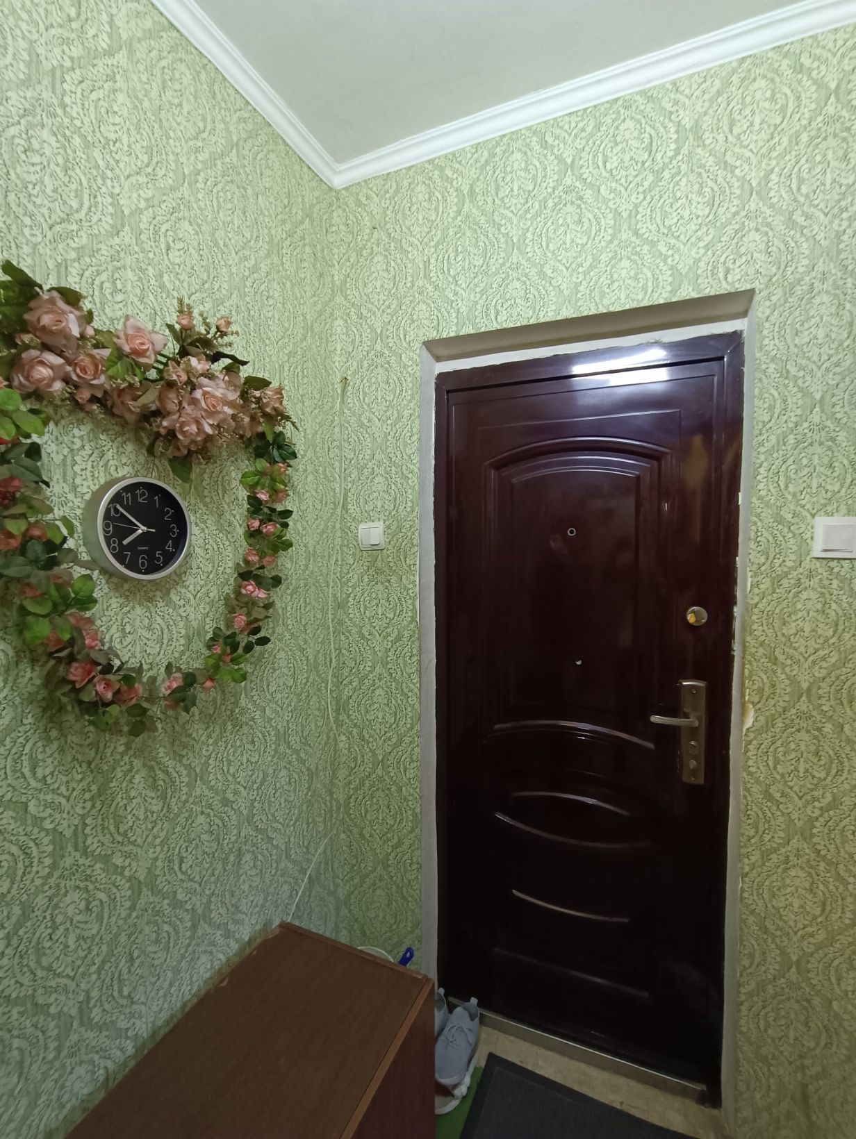 Продам 4комн, 2этаж, л/б, набережная