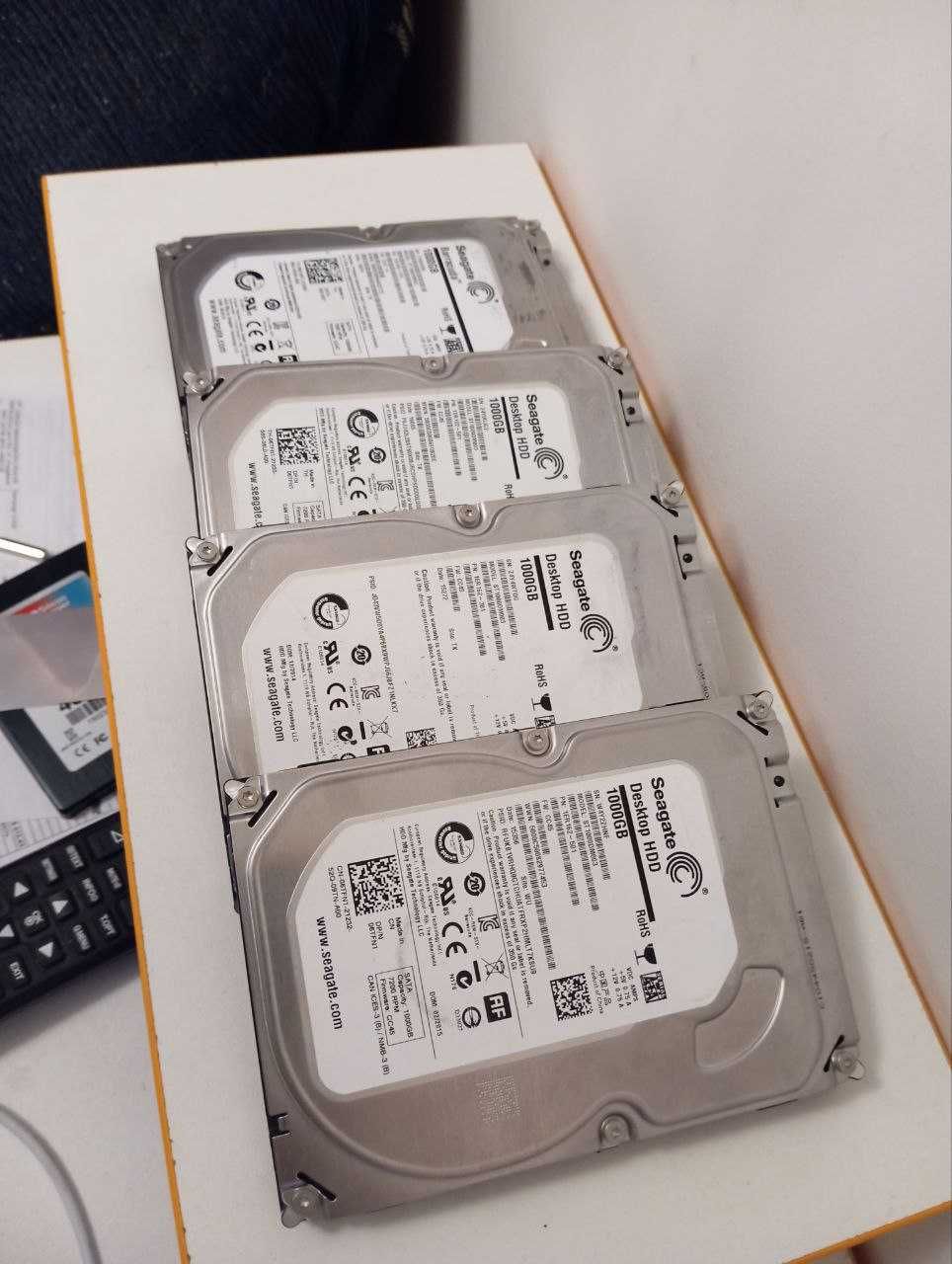 Жорсткий диск 1TB  Seagate Desktop HDD RoHS
