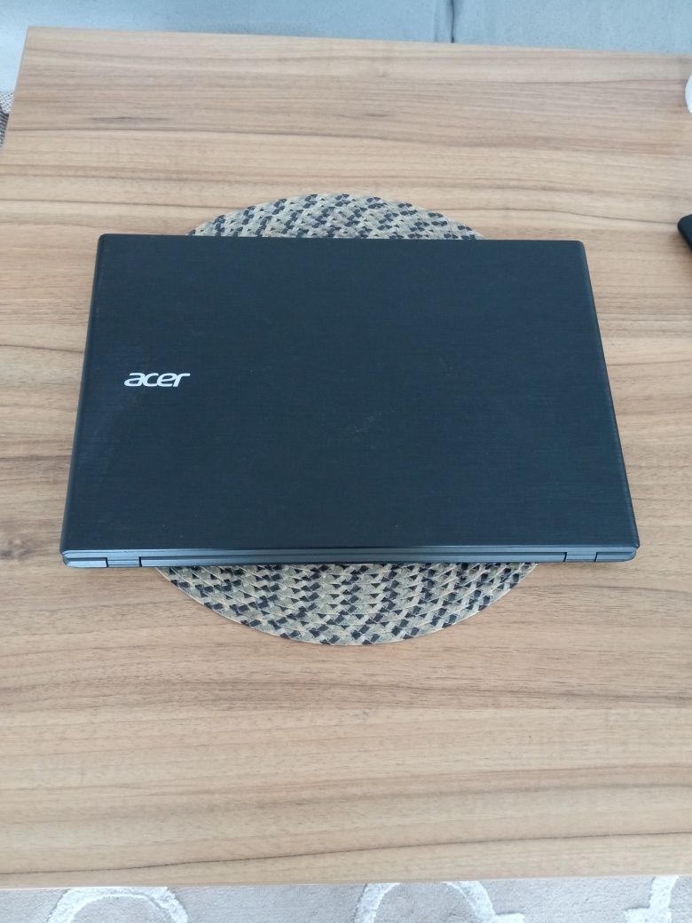 Acer aspire i5 SSD NVIDIA 940M 4 GB