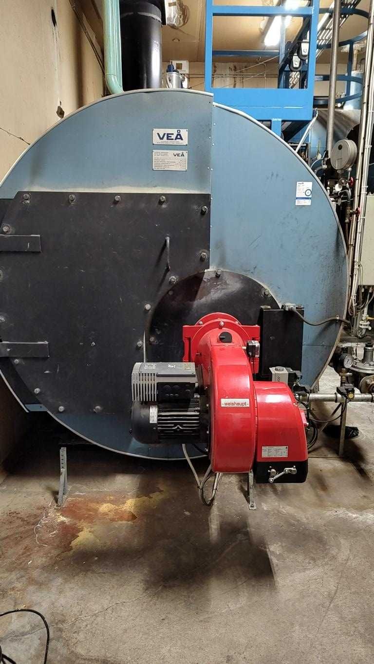 Generator pary: VEA mod. UNIVEX 25G H13 + system uzdatniania
wody