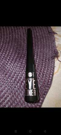 Eyeliner Bell czarny