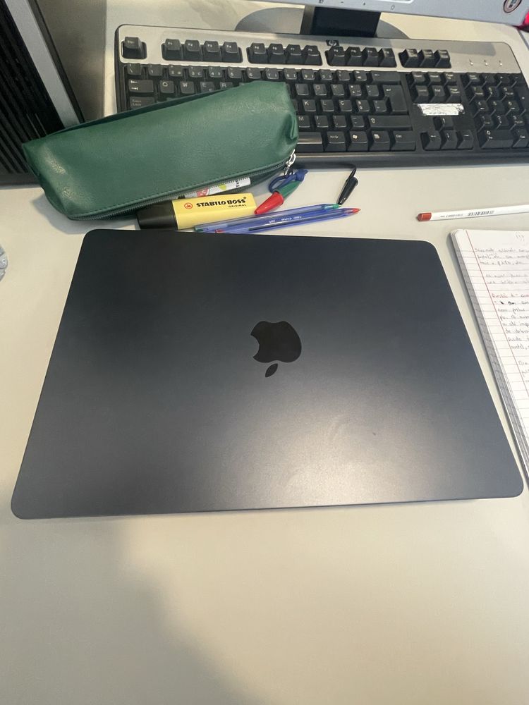 MacBook Air 13” 2025 M4 256 GB
