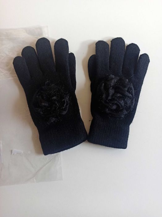 Rękawiczki z ozdobą czarne ciepłe  Nowe