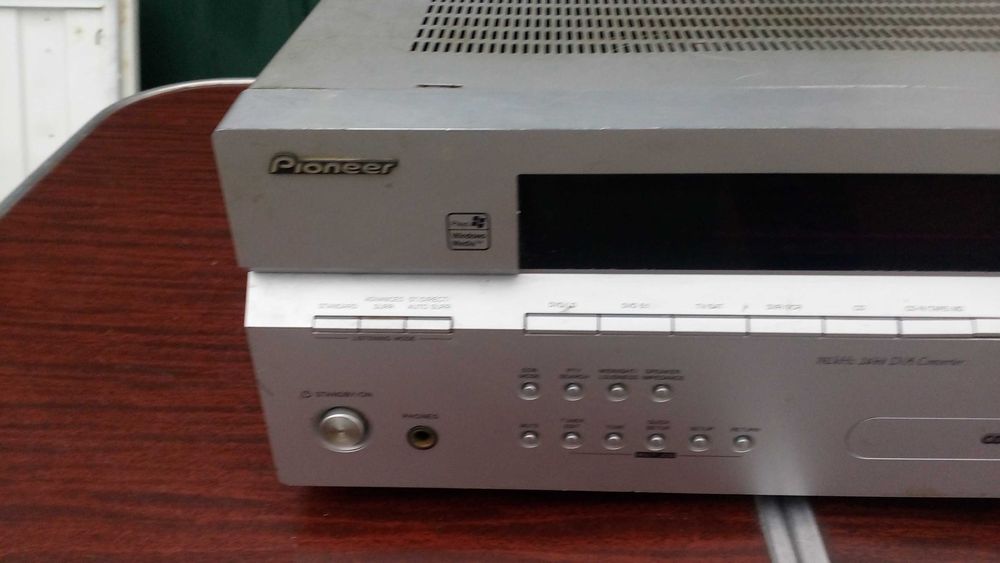 ресивер "Pioneer VSX 416".
