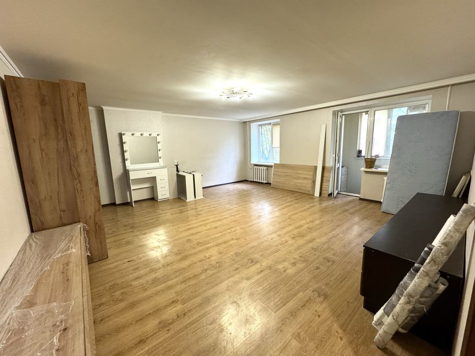 Продаж 2 кімнатної квартири по вул. Крилова, Заводський район