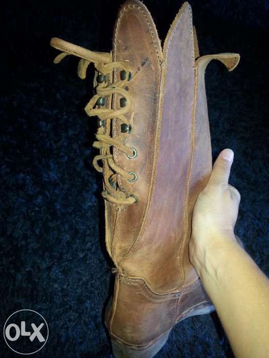 Botas XUZ com Atilhos 37