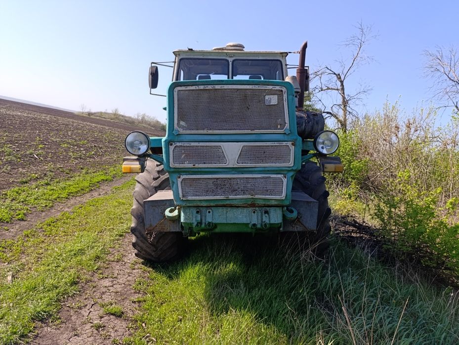 Продається трактор колісний т 150к