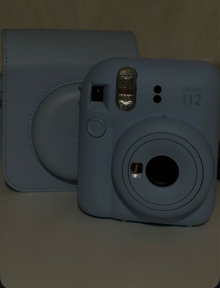 FujiFilm Instax mini 12 (Pastel blue)