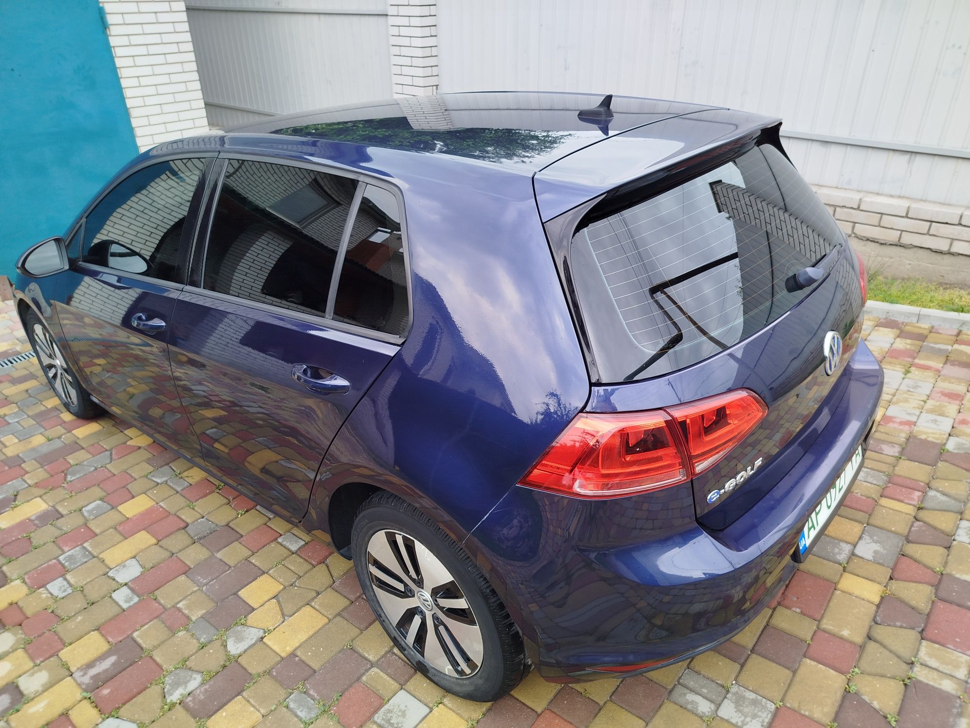 E-golf 2016 проезжает 150км