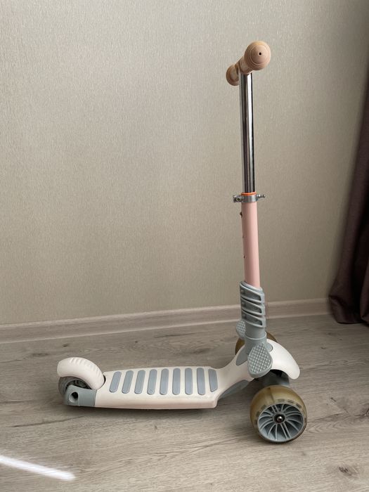 Продам самокат 5в1