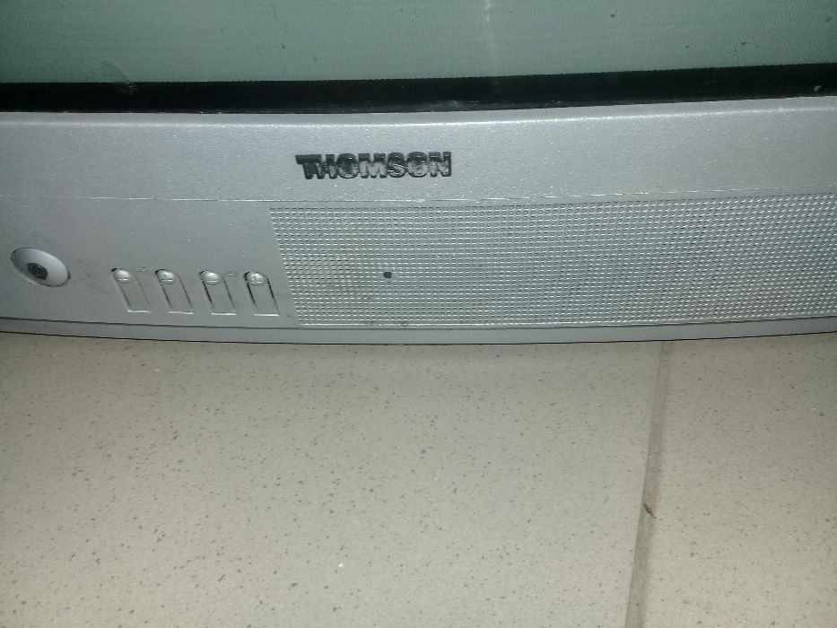 Продам телевизор THOMSON 21" з  тюнером  Т 2