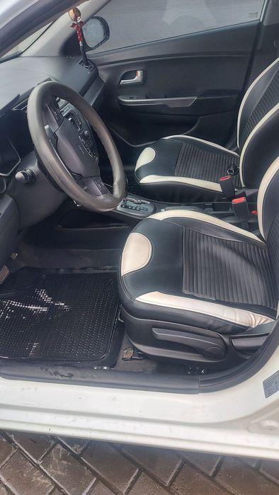 Кіа ріо 2013р від власника