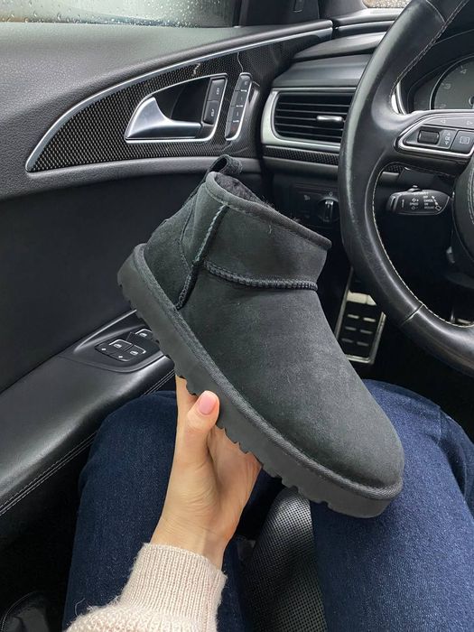 Угі Жіночі UGG Ultra Mini Black (Замша)