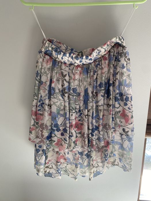 Szyfonowa/ tiulowa letnia mini spódniczka w kwiaty Mohito