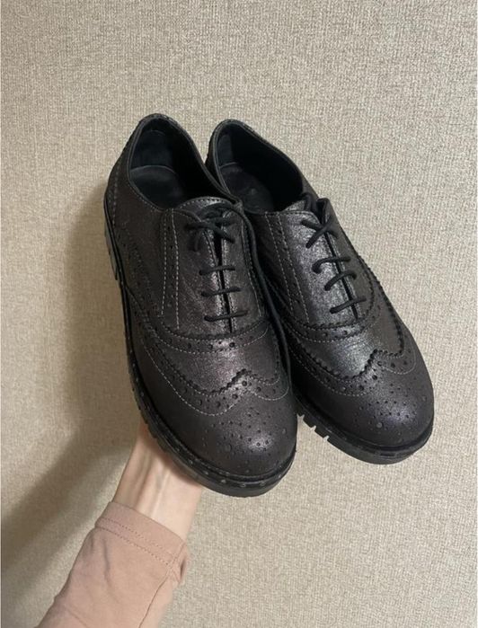 Лофери estro шкіряні