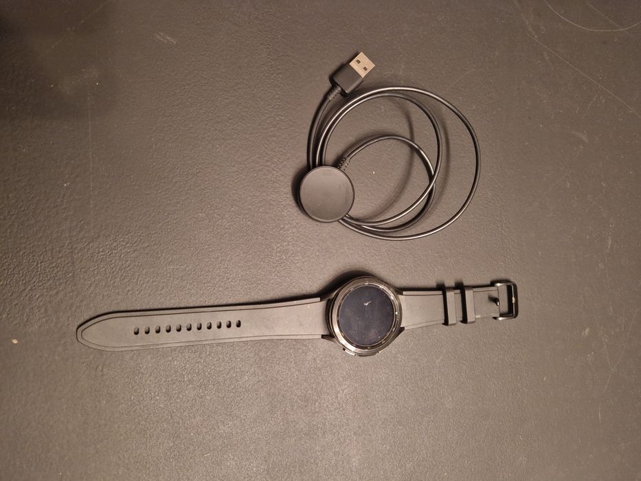 Galaxy Watch4 Classic LTE (46mm)
Kup G