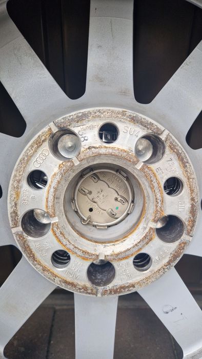 Koła/Alufelgi Audi R16 5x112 Opony letnie Barum 8mm 225/55/16