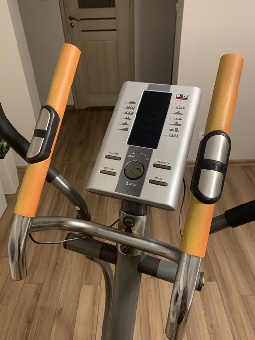 Orbitrek elektromagnetyczny e-strider be5510g