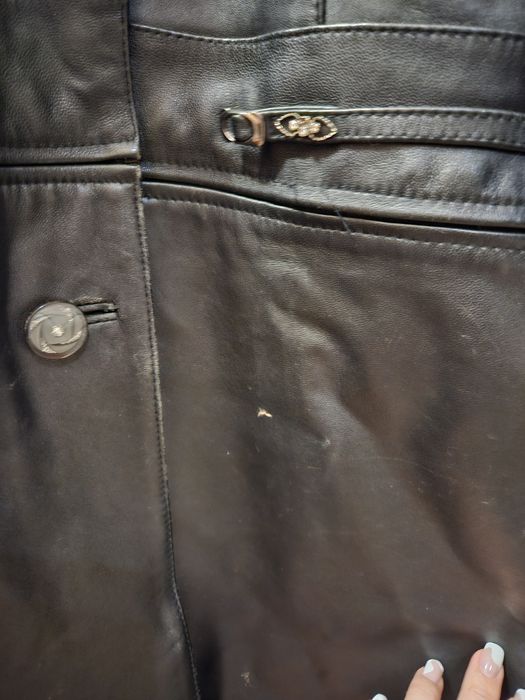 Куртка шкіряна розмір L