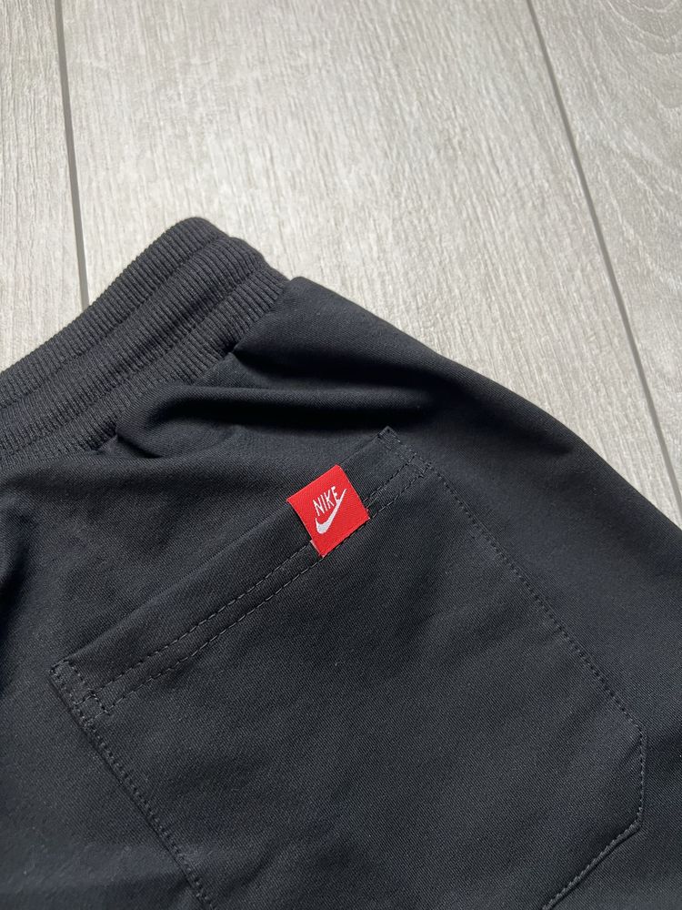 Шорти Nike Club Alumni