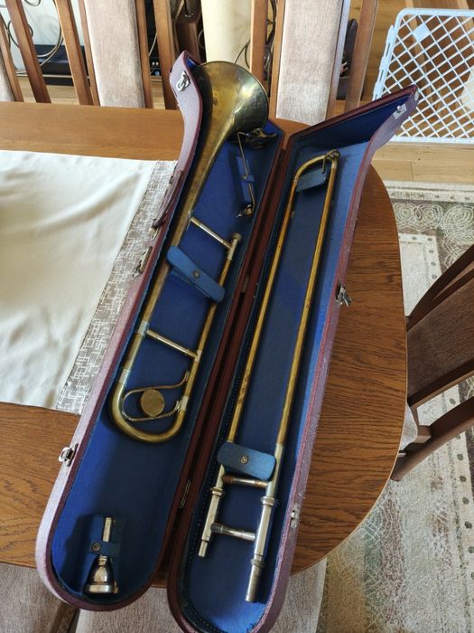 puzon AR Hüttl Antyk