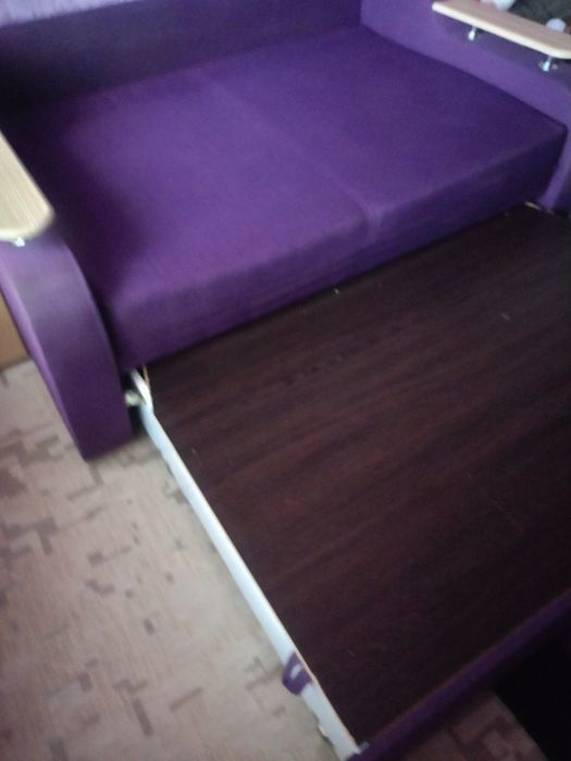 Продам Диван выкатной