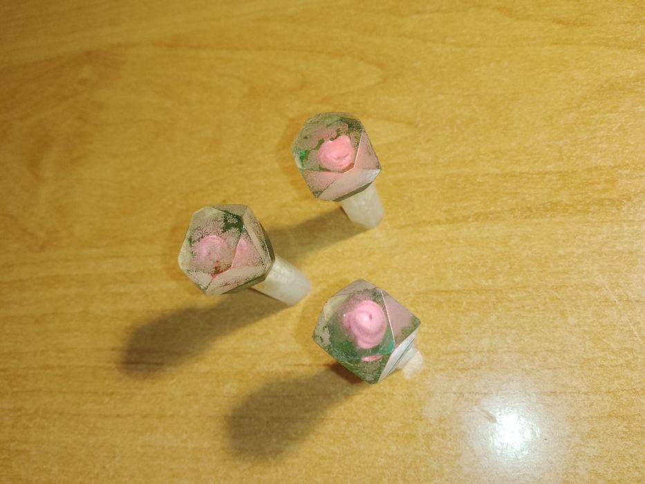 Продам кнопки фиксатор ВАЗ