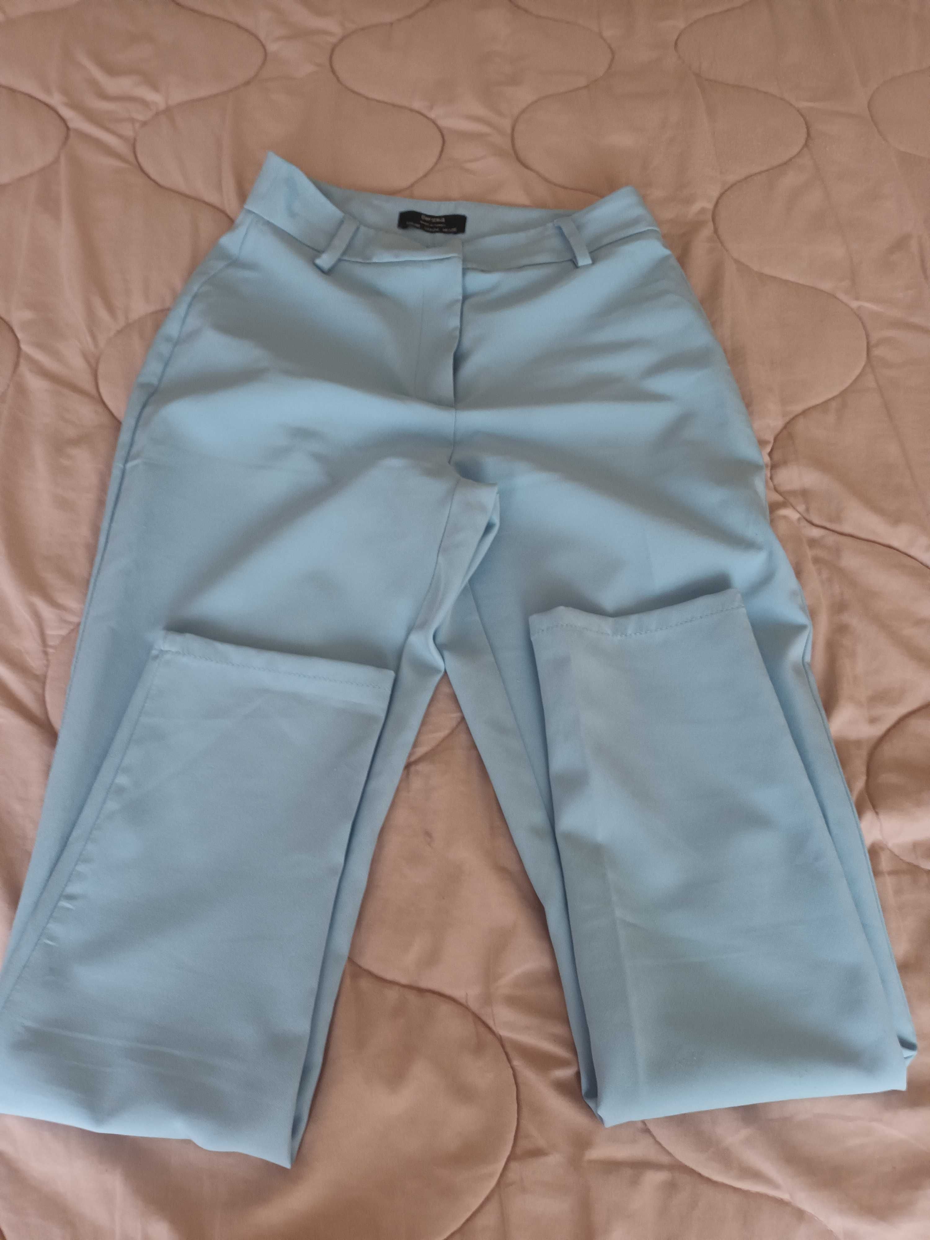 Calças de verão ,azul claro ,da moda,muito elegantes