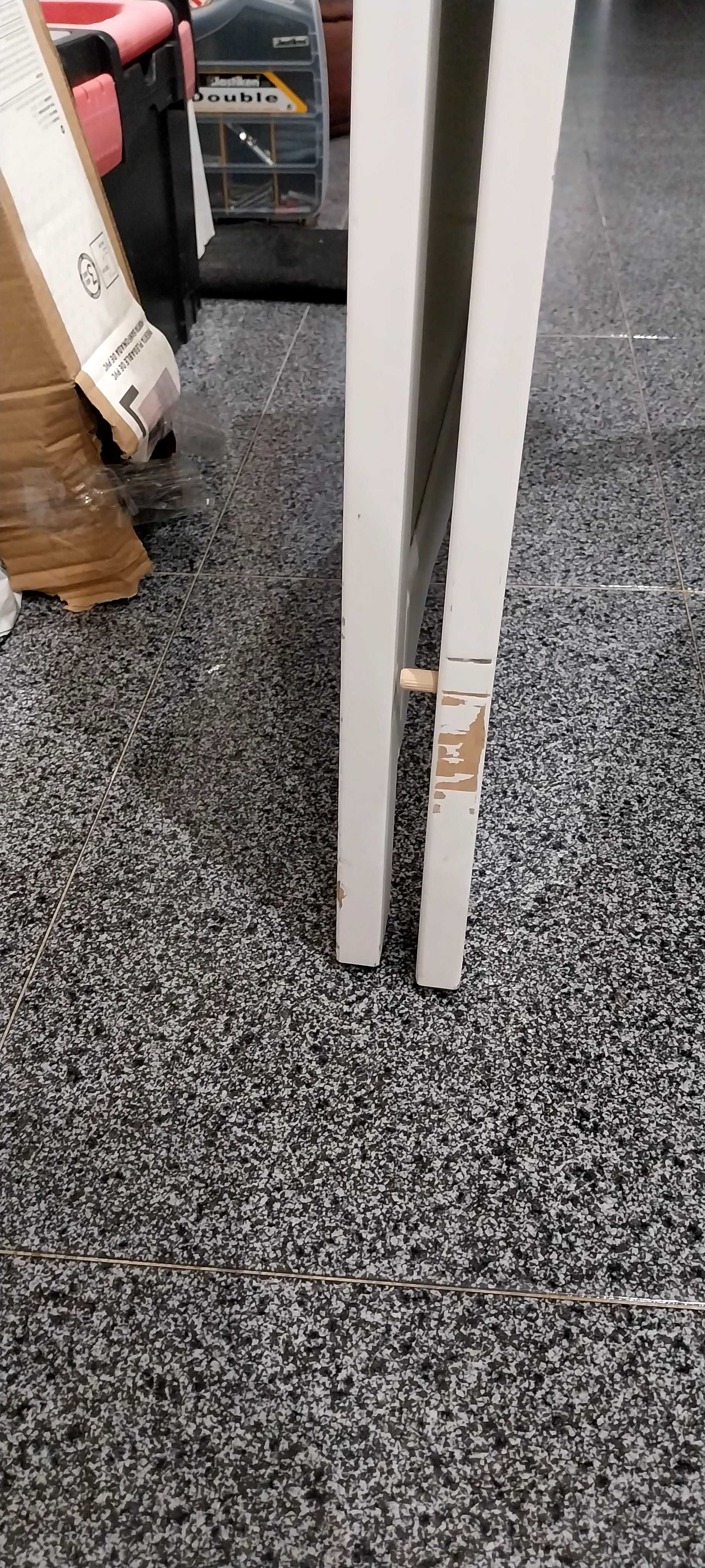 Cama de bebé com colchão
