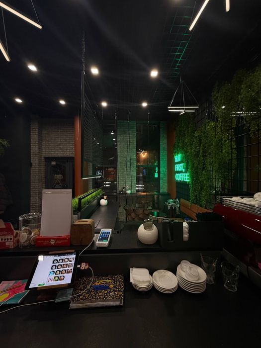 Продажа готового бизнеса — стильная кофейня в центре Кривого Рога