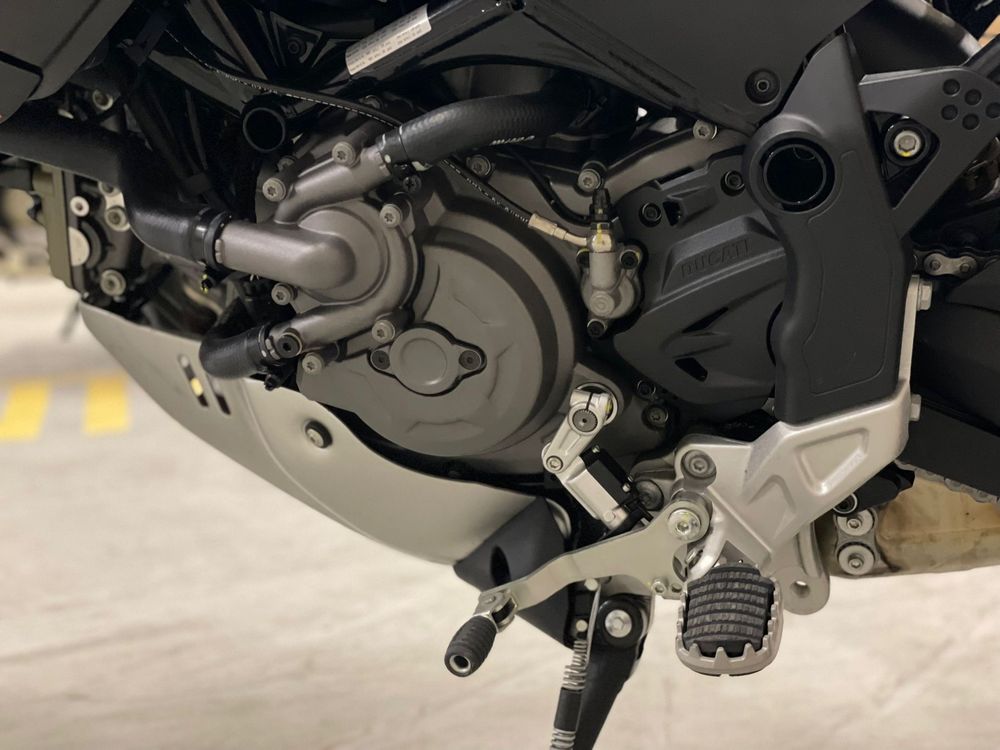 Ducati DesertX RR22 2024
