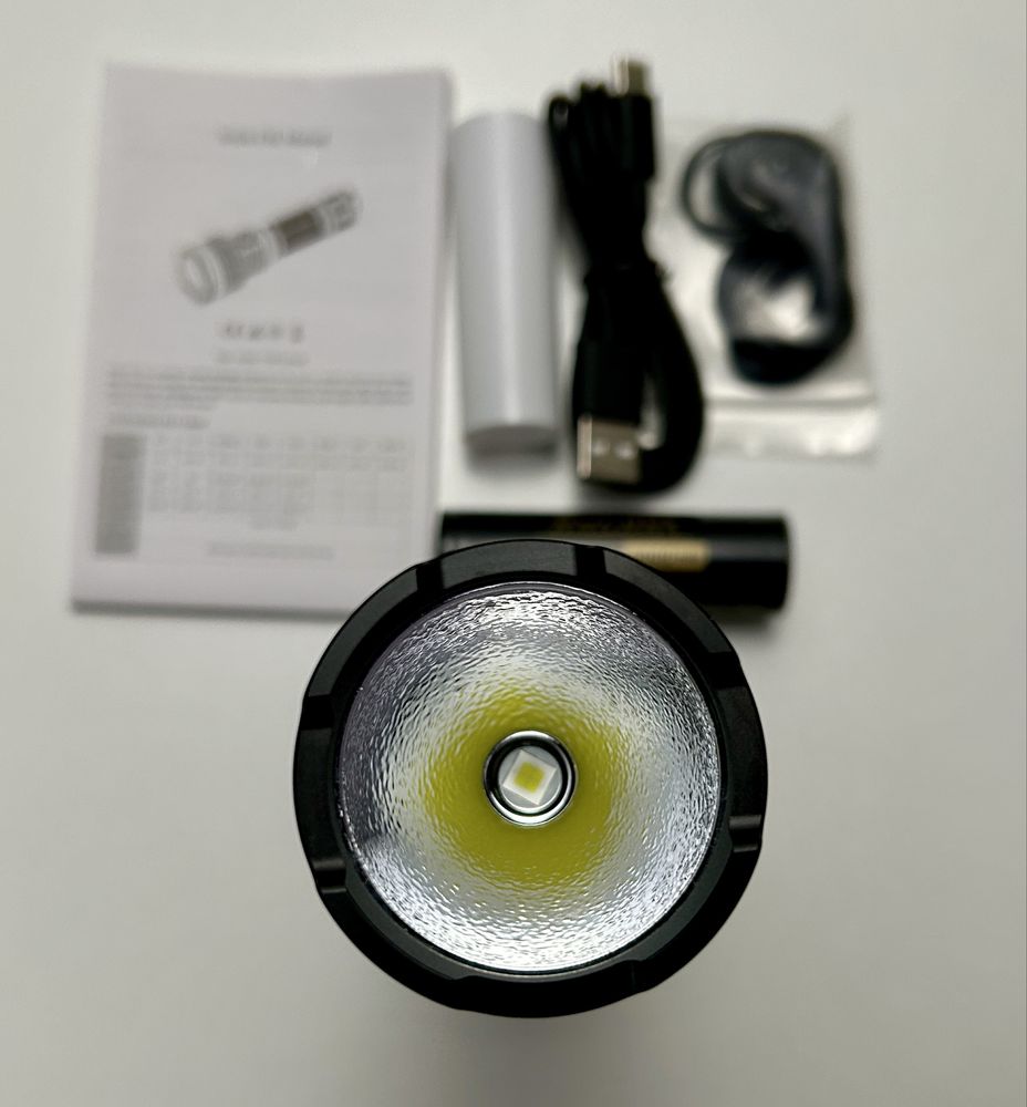 Latarka Sofirn C8L 3100 lumenów 531 metrów