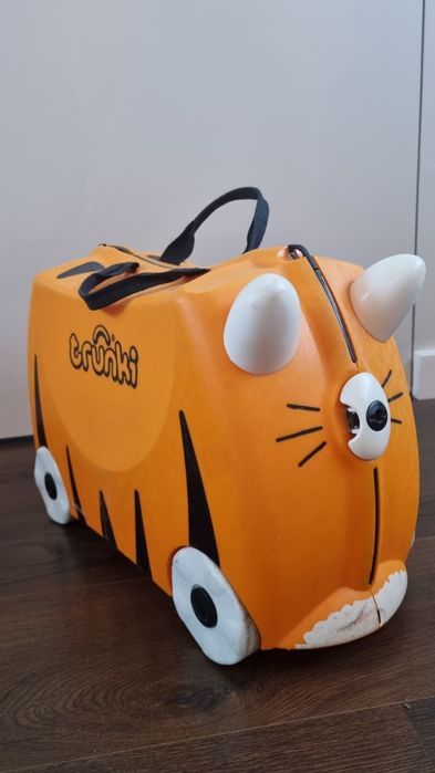 Walizka trunki tygrys