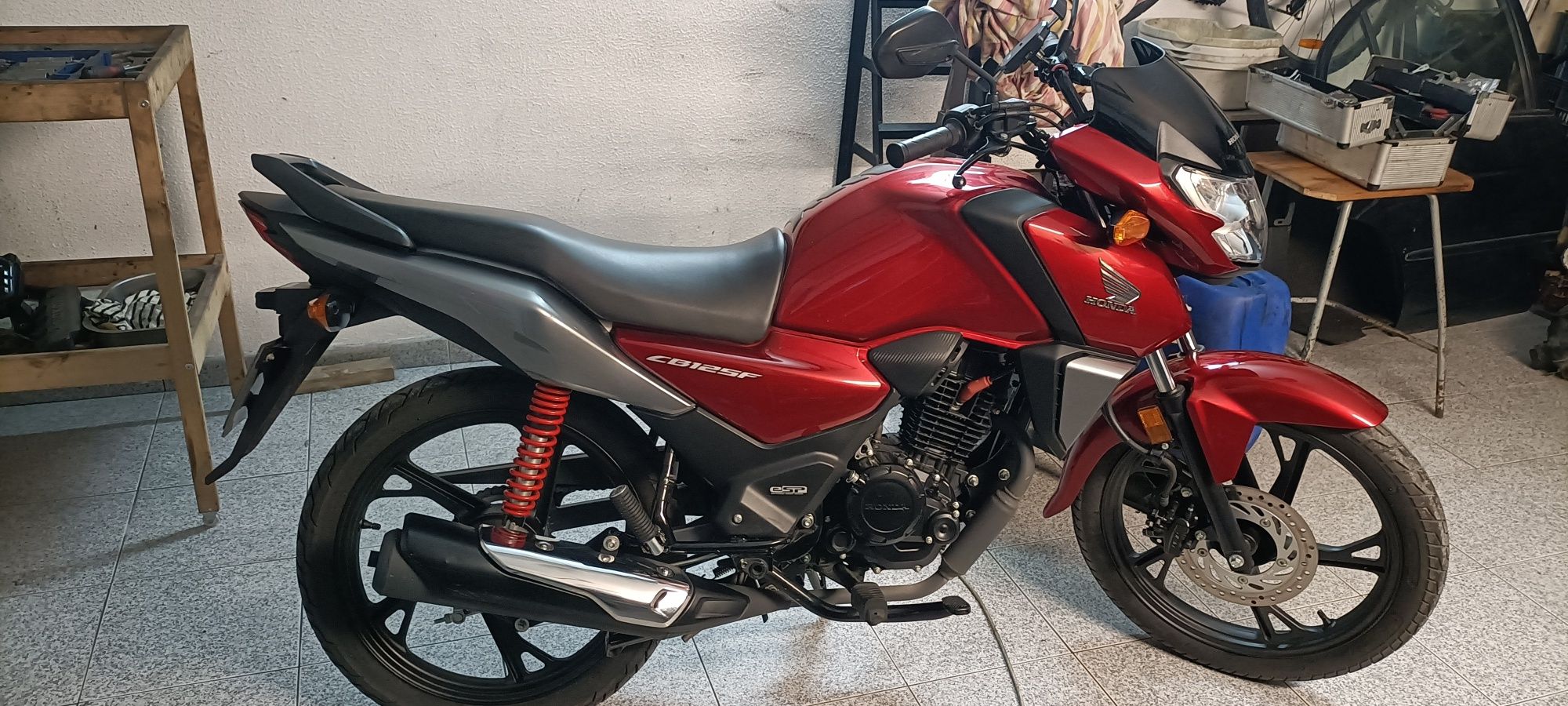 Honda CB125F 2022
