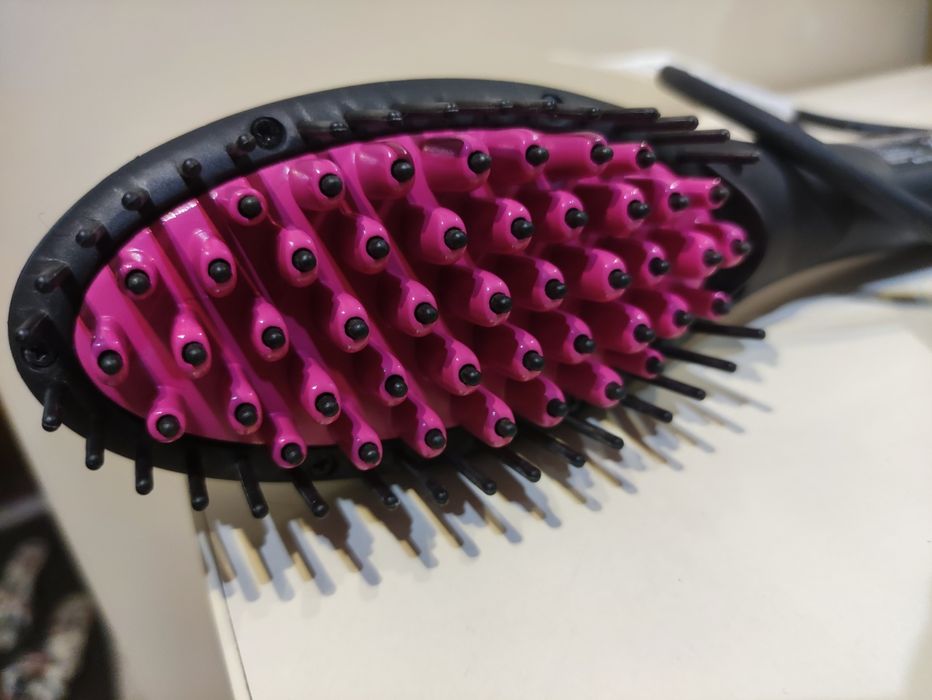 Розчіска випрямляч електрична