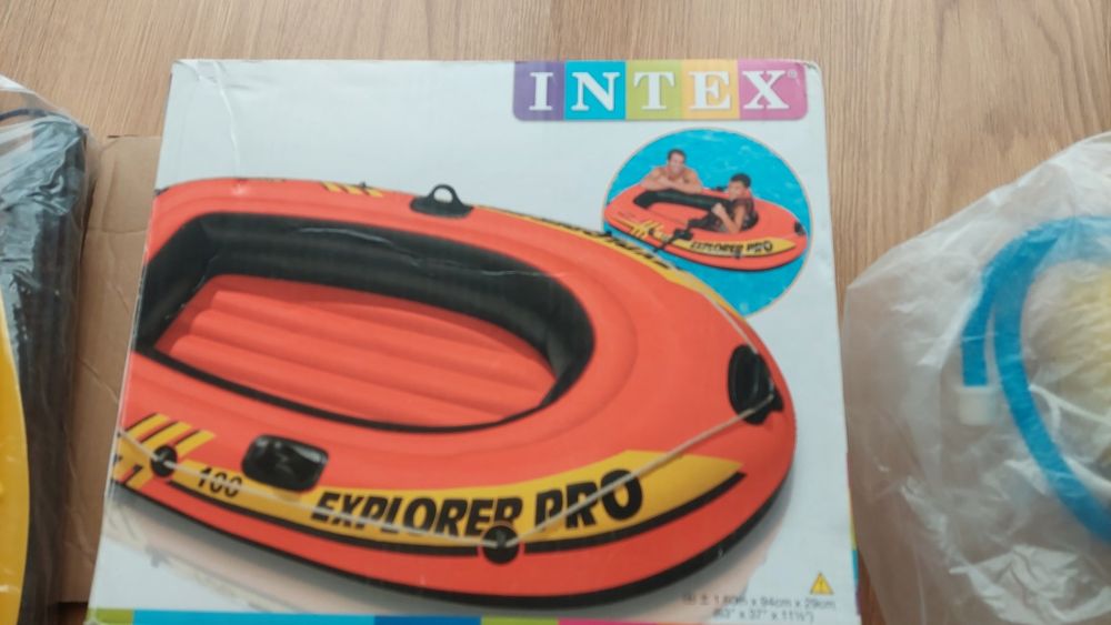 Barco insuflável, para duas pessoas