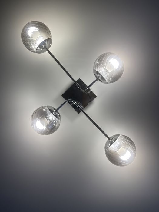 Люстра стельова на 4 лампочки,люстра бу,люстра у спальню,кухню