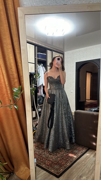 Вечірня/Випускна сукня