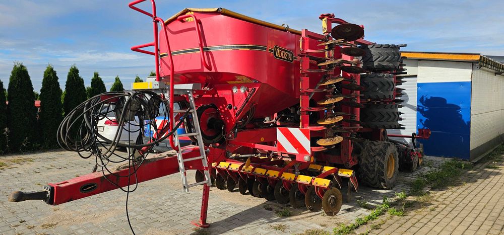 Agregat uprawowo siewny VADERSTAD Spirit ST 600 siewnik