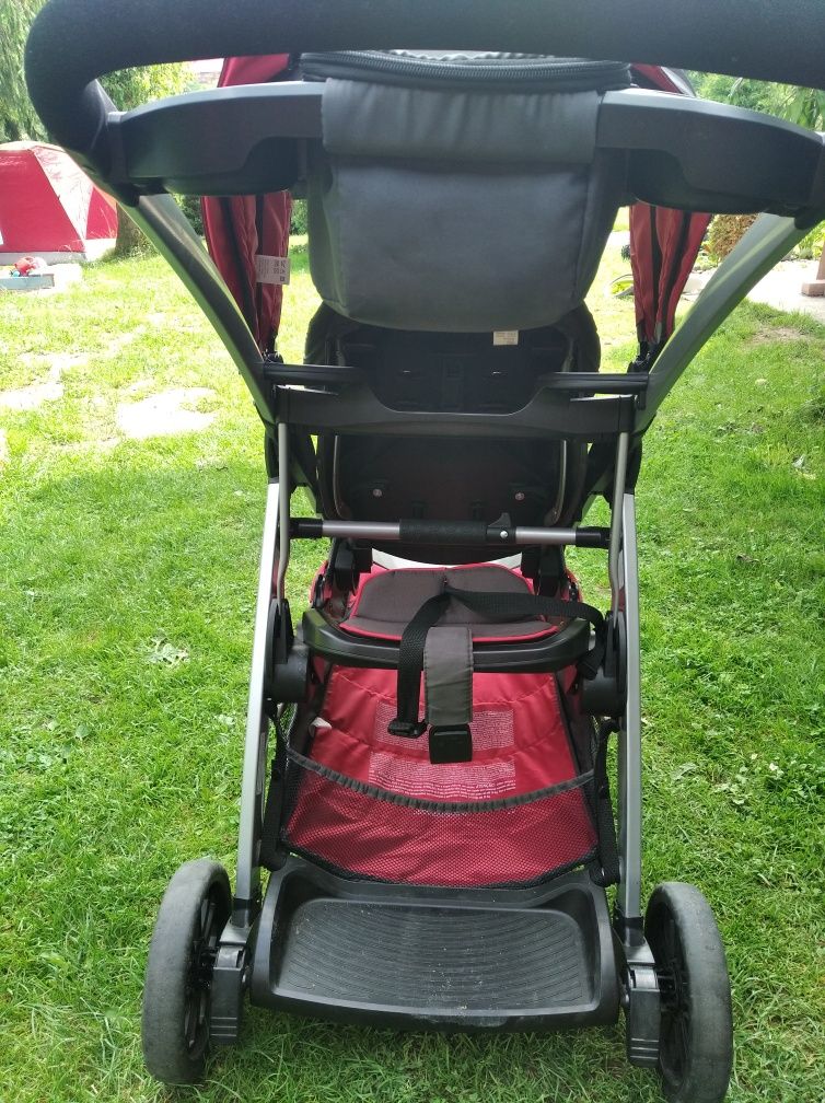 Wózek Chicco dla dwójki dzieci rok po roku