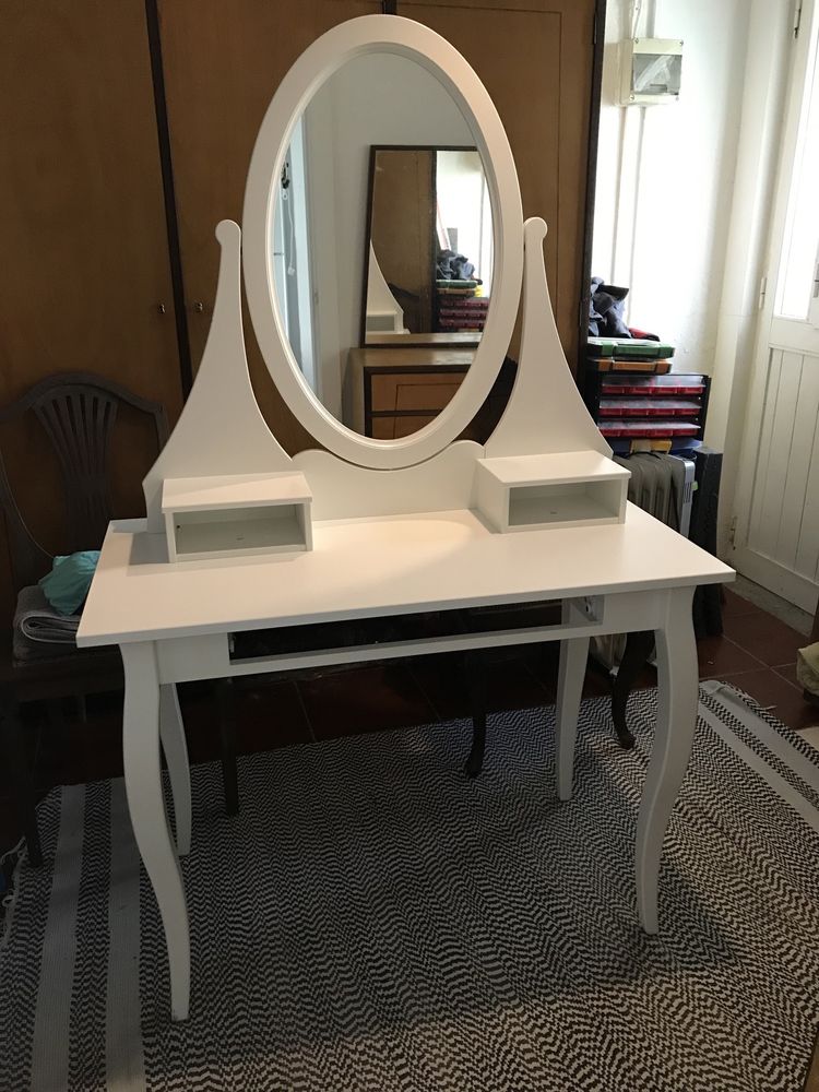 Toucador com espelho, móvel IKEA