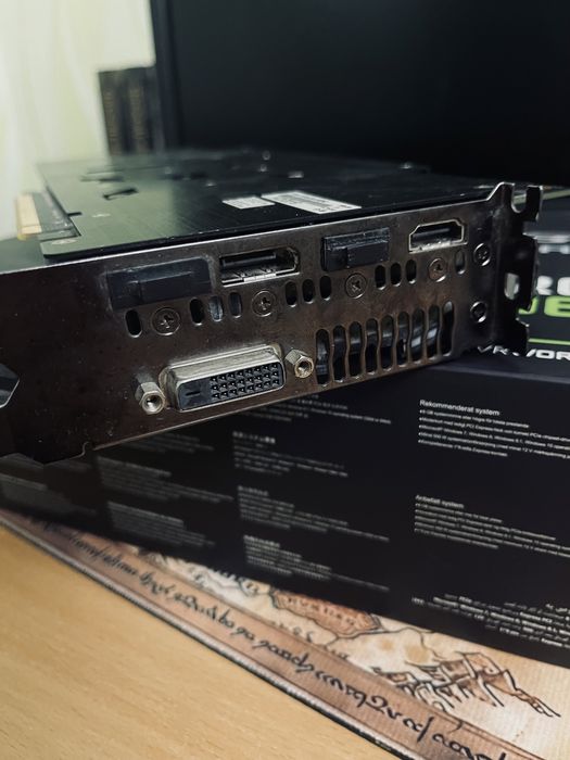 Відеокарта Asus GTX 1060 6gb Rog Strix