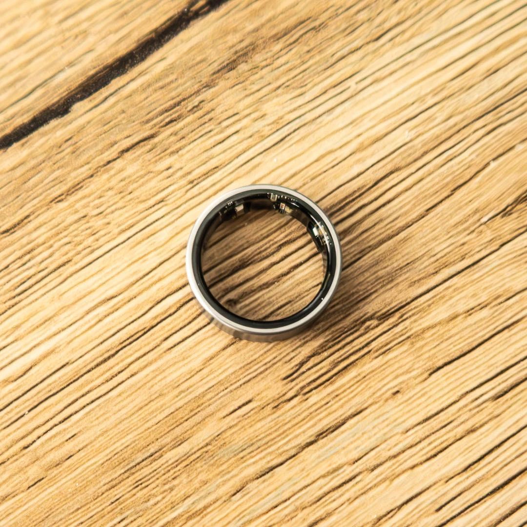 Inteligentny pierścień Samsung Galaxy Ring - srebrny - jak NOWY