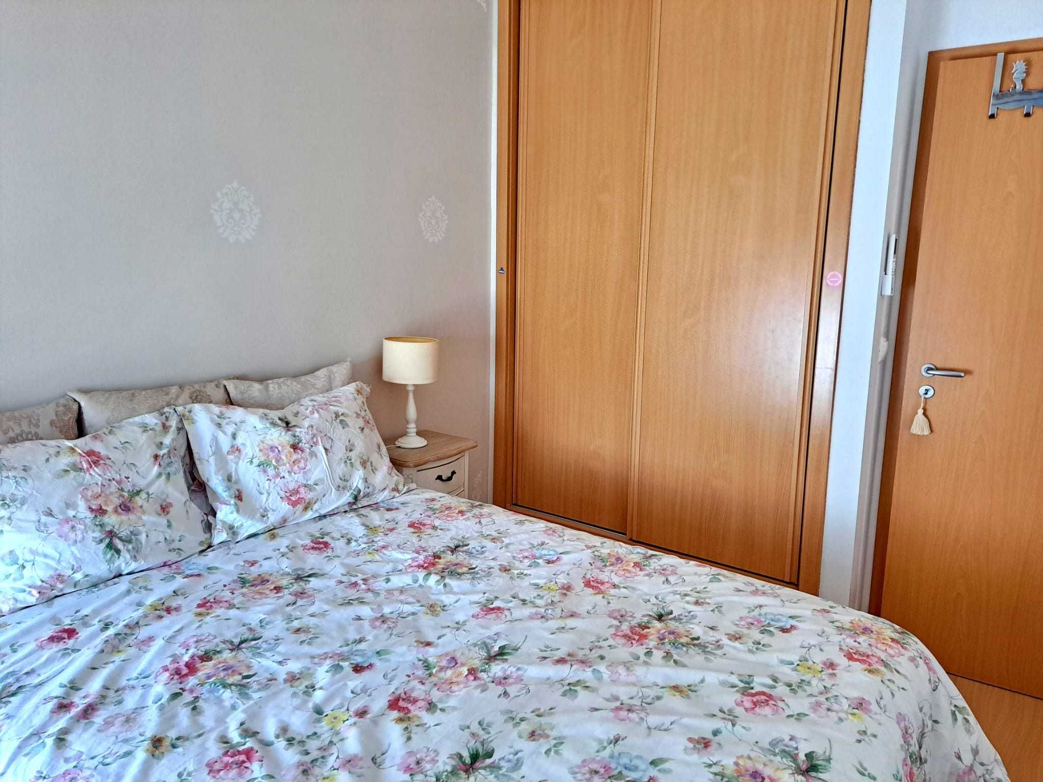 Alugo quarto - PROFESSORES/Almada/Sobreda/Caparica