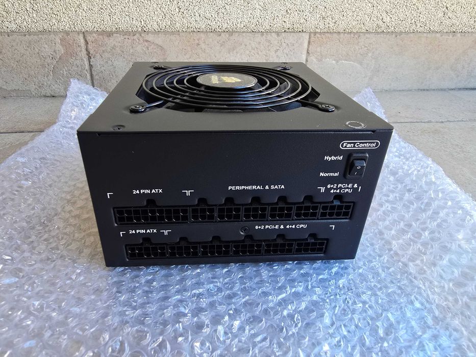 PSU Corsair AX760 80+ Platinum - 760W - Fonte alimentação