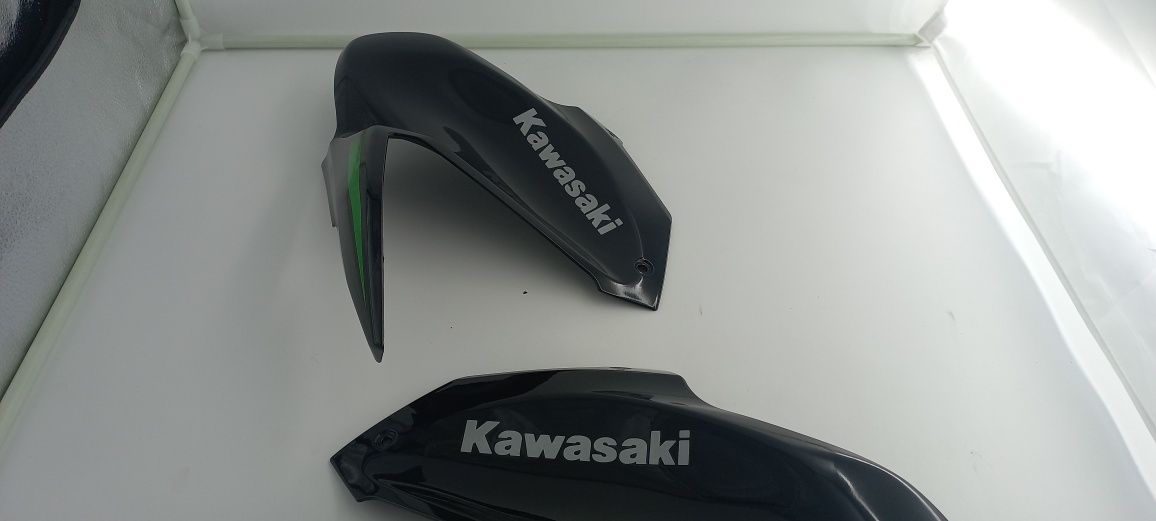 Kawasaki z900 nakladka na bak owiewka L P