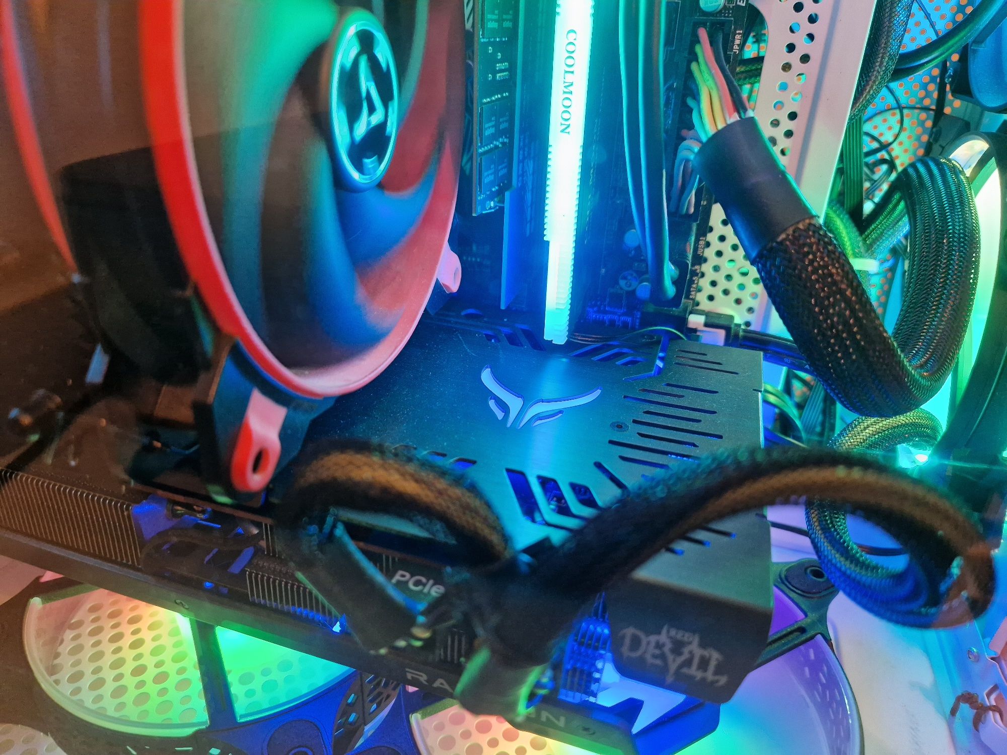 Placa gráfica Radeon Rx 6600xt Red Devil