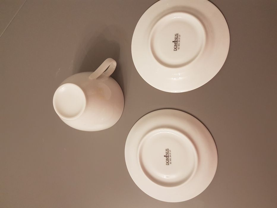 Filiżanka ze spodkiem I talerzykiem