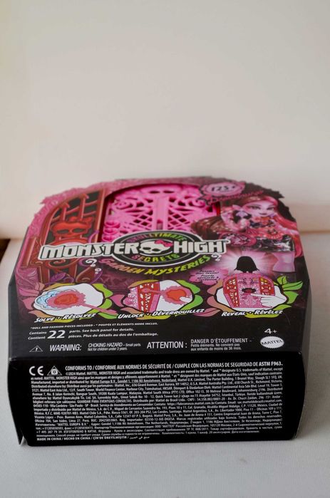 лялька Monster High Draculaura Skulltimate Secrets шафа з секретом